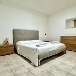 Apartment Fronte Mare Ampio Quadrilocale Alassio
